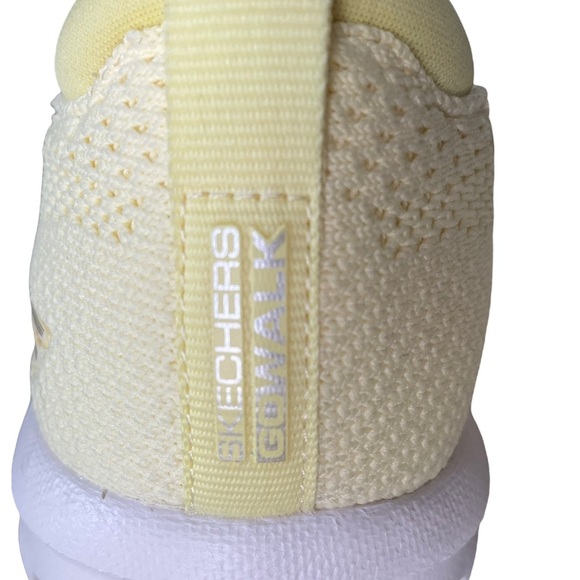 Butter Yellow Skechers GoWalk Goga Mesh Slip On Sneaker Size 7 Like New - Picture 8 of 8